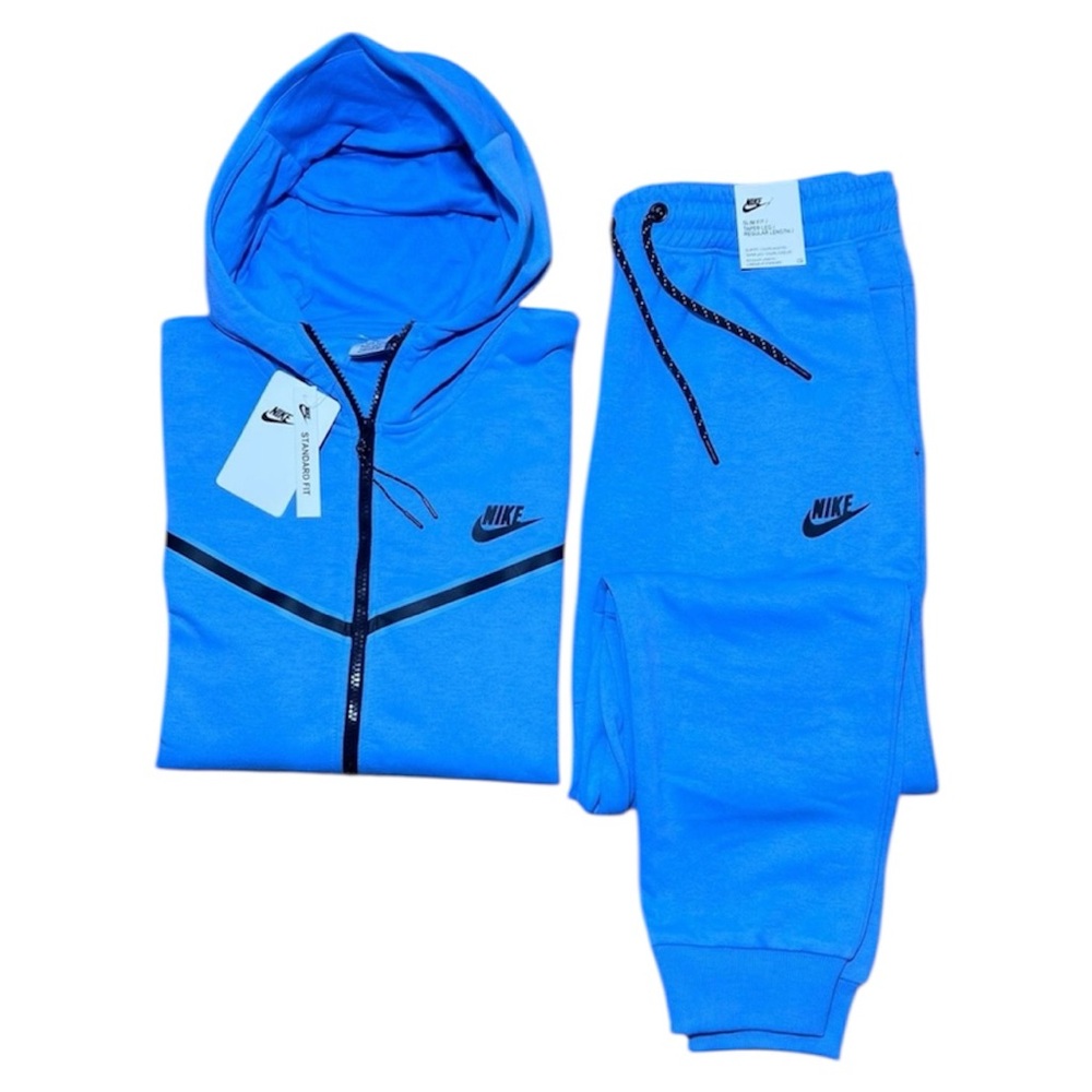 Unisex - Nike Tech Large Hoodie and XL Joggers